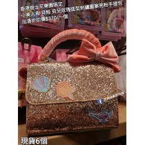 (出清) 香港迪士尼樂園限定 小美人魚 貝殼玫瑰造型刺繡圖案亮粉手提包